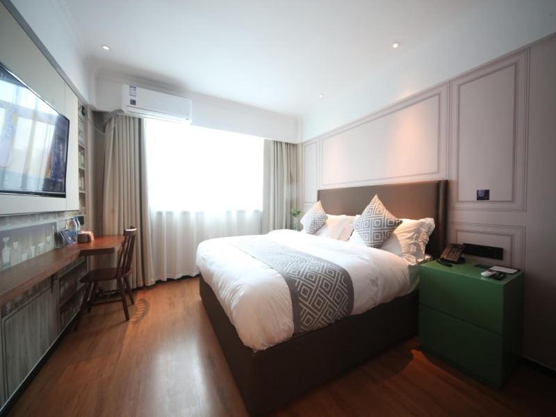 Gma Hotel Shanghai Wuning Road Zhenping Road Metro Station Bagian luar foto