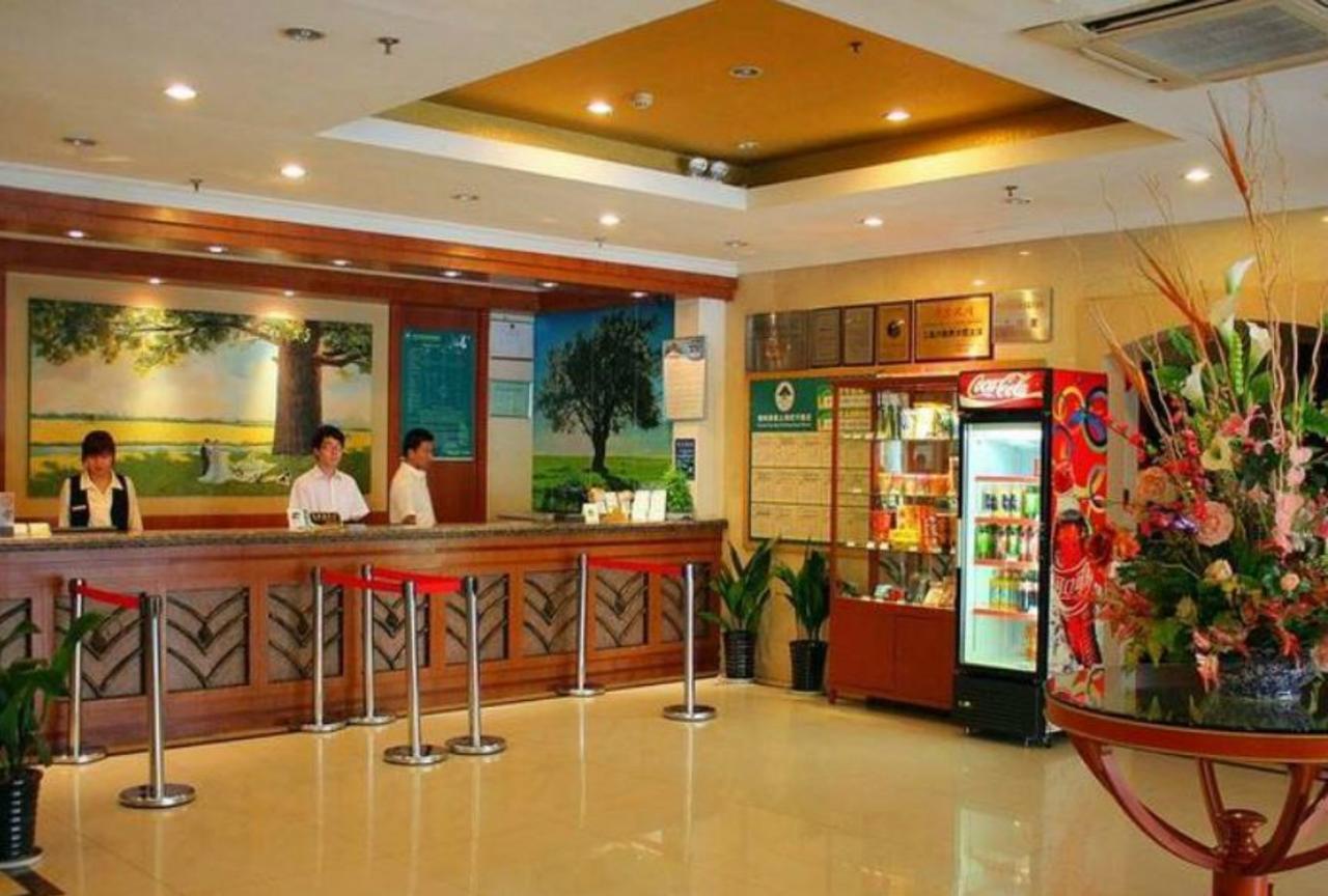 Gma Hotel Shanghai Wuning Road Zhenping Road Metro Station Bagian luar foto