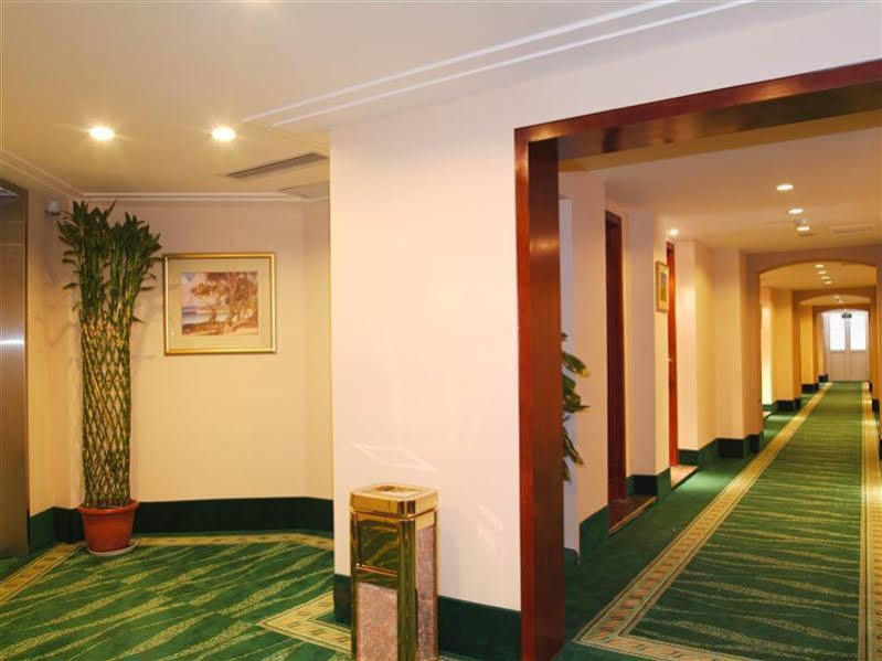 Gma Hotel Shanghai Wuning Road Zhenping Road Metro Station Bagian luar foto