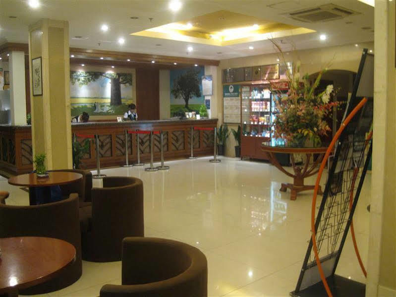 Gma Hotel Shanghai Wuning Road Zhenping Road Metro Station Bagian luar foto